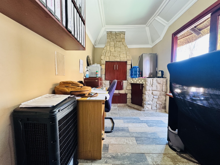 4 Bedroom Property for Sale in Wilkoppies North West